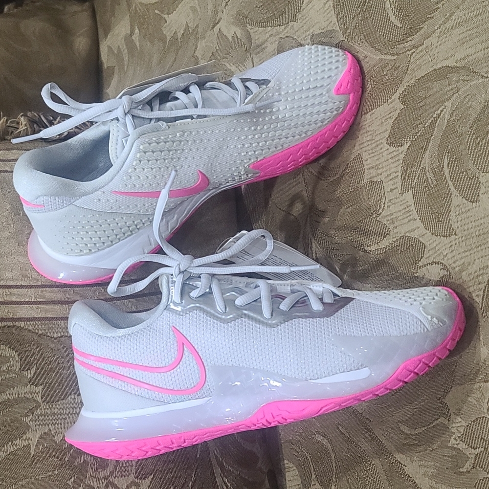 Womens Nike Sneakers